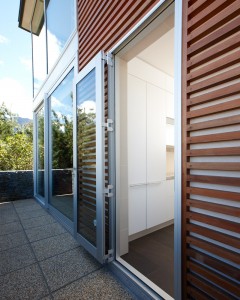 hinge door atlantic v2